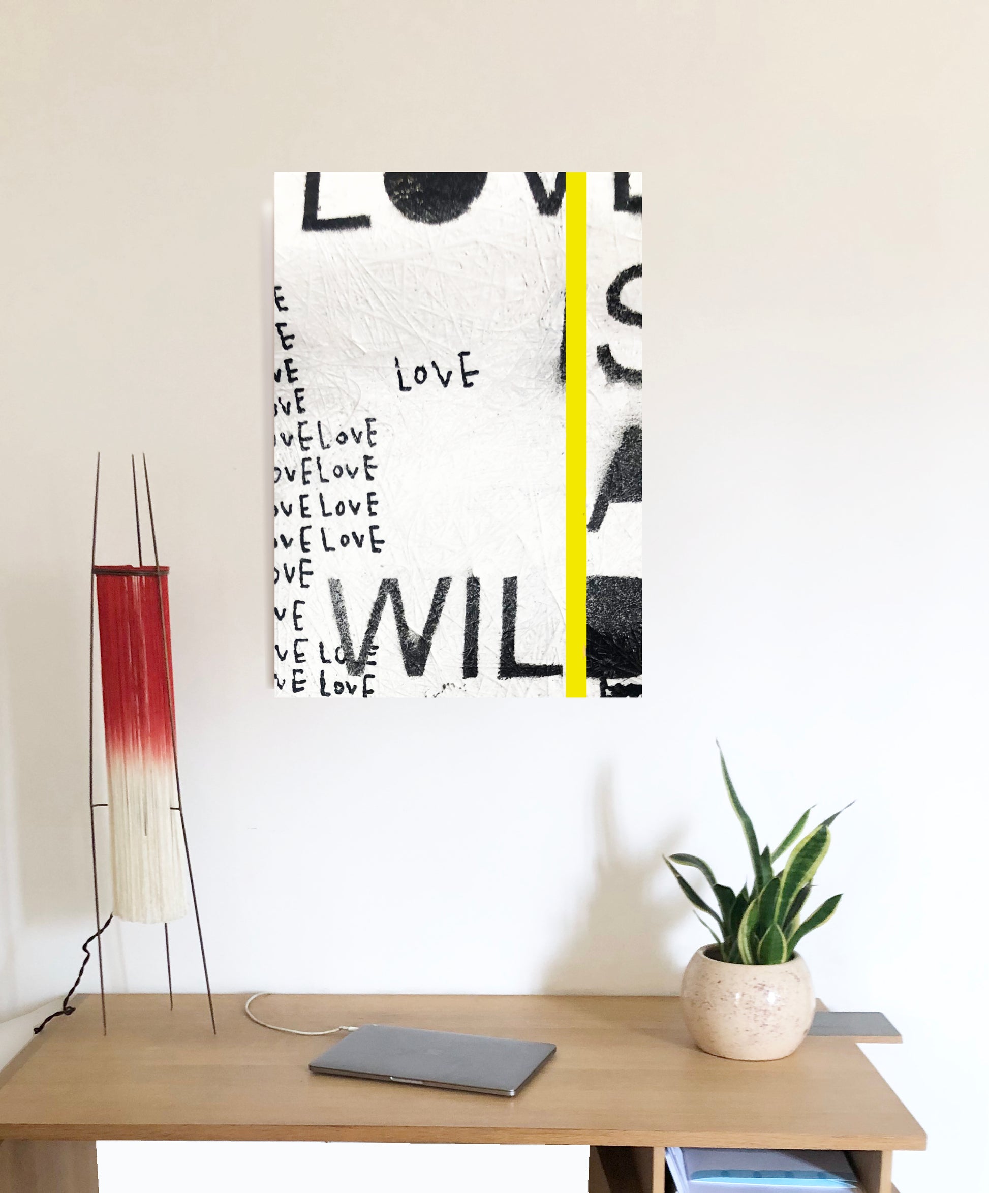 Affiche Love is a wils animal